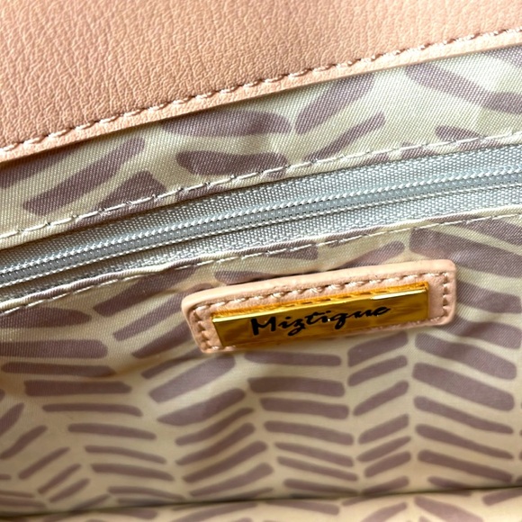 NWT Miztique Blush Pink Crossbody - Picture 7 of 9